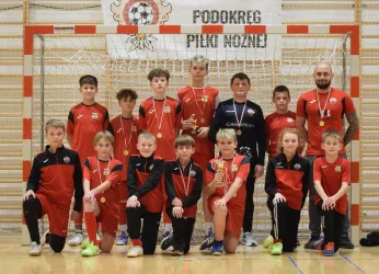 KS Zakopane i Lubań Tylmanowa triumfują w eliminacjach Młodzieżowych Mistrzostw Małopolski w futsalu.